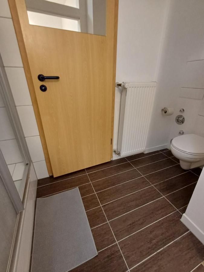 Doppelzimmer Mit Bad- Fernseher Meine エクステリア 写真