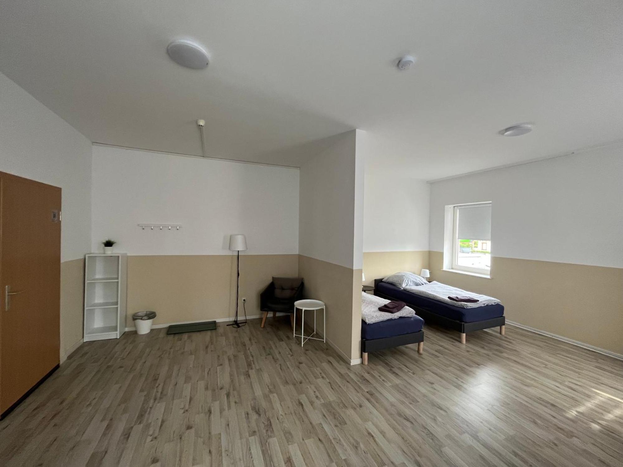 Doppelzimmer Mit Bad- Fernseher Meine エクステリア 写真